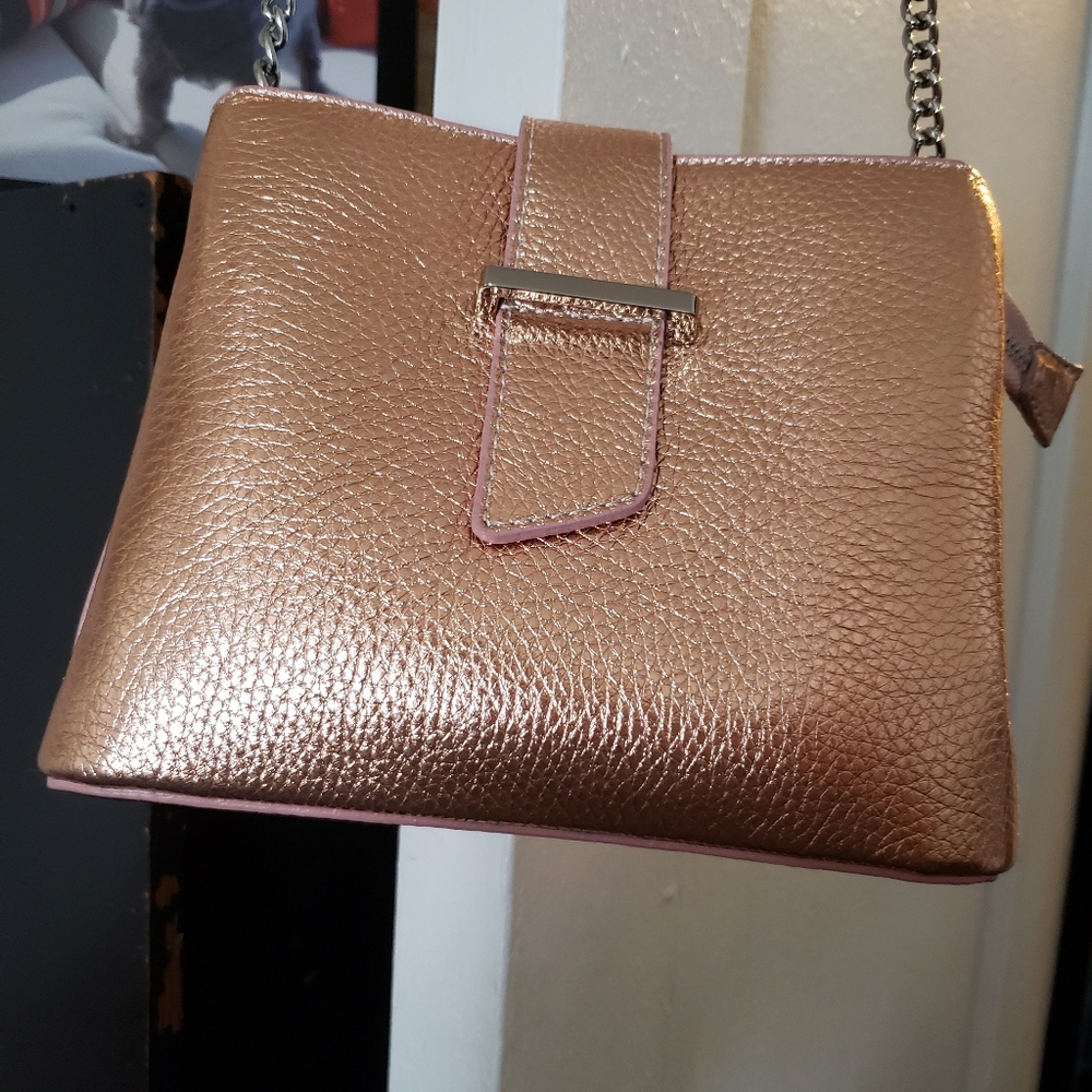 💖NWT -  RYLKO luxurious rose gold leather bag💖